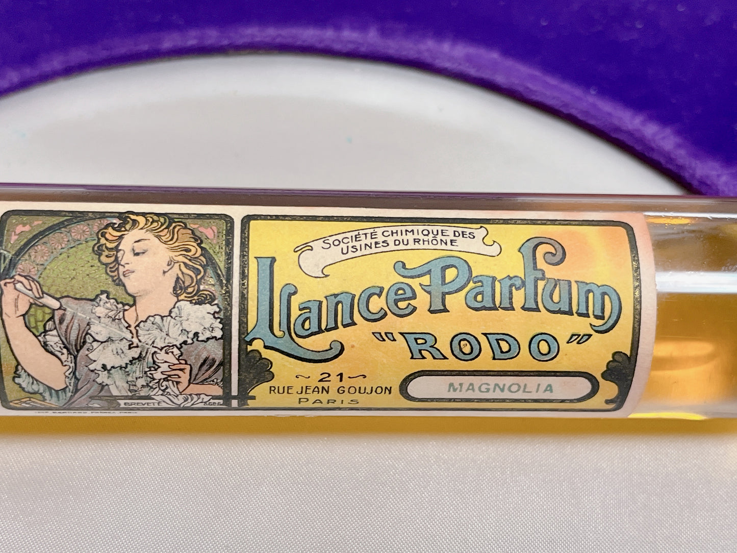 アルフォンス・ミュシャ「ロドの香水(マグノリア)」 - ギャラリーK